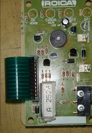 0.05mm - 1.0mm 制御を用いる専門 PCB の膜スイッチ 3M 接着剤