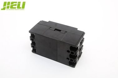 MCCB によって場合 3 のポーランド人の形成される遮断器